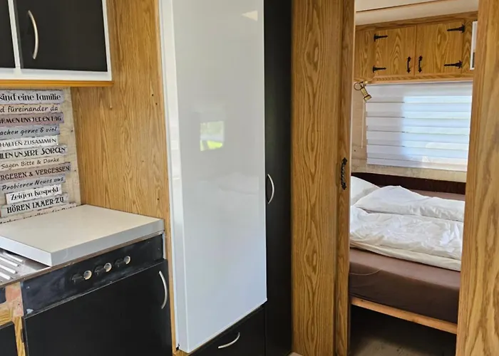 Parque de Campismo Beachfront Caravans Chernomorets