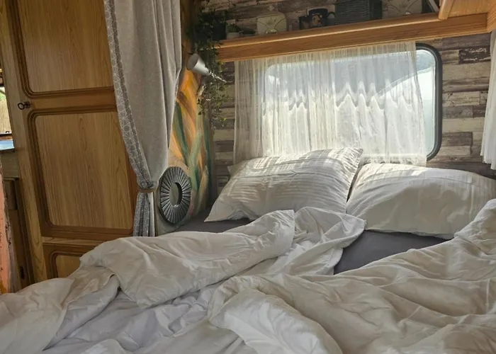 Parque de Campismo Beachfront Caravans *