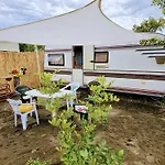 Beachfront Caravans キャンプ場 *