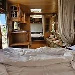 キャンプ場 Beachfront Caravans チェルノモレツ