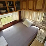 キャンプ場 Beachfront Caravans
