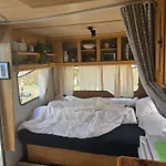 Beachfront Caravans * チェルノモレツ
