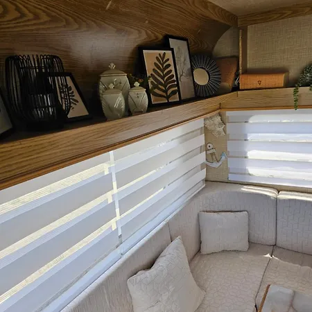 Beachfront Caravans * Chernomorets