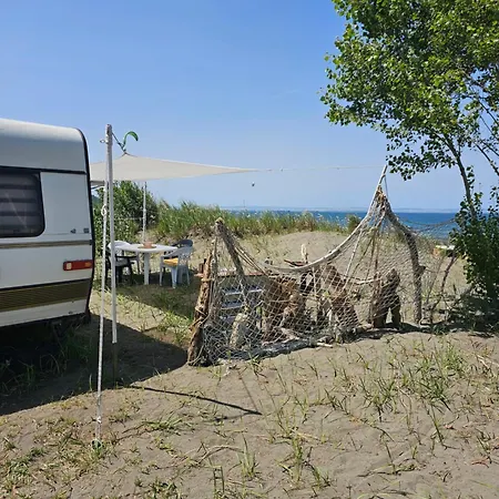 Beachfront Caravans Campsite *