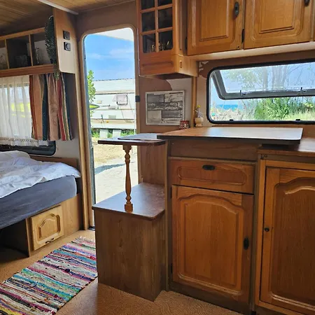 Beachfront Caravans Campsite *