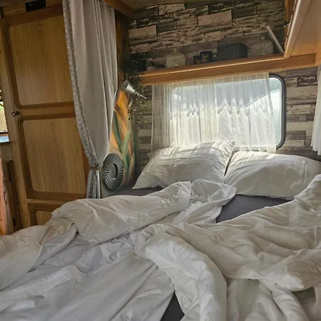 Campsite Beachfront Caravans *