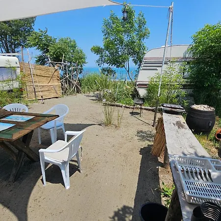 营地 Beachfront Caravans *