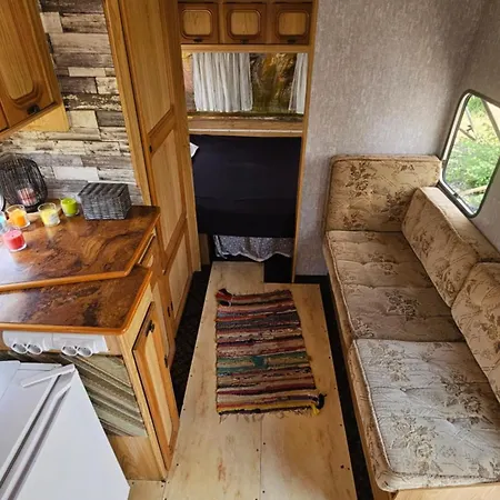 Kemp Beachfront Caravans *