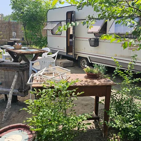 Beachfront Caravans 营地 切尔诺莫雷茨