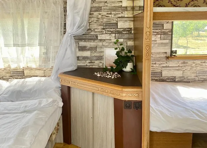 Къмпинг Beachfront Caravans *