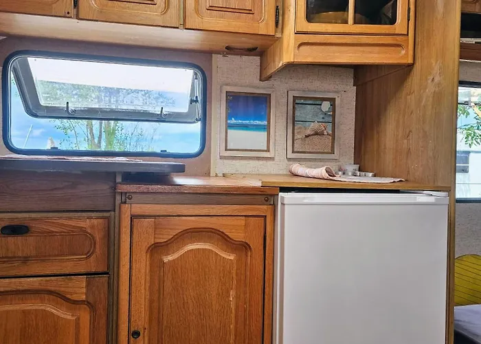 Beachfront Caravans * Черноморец