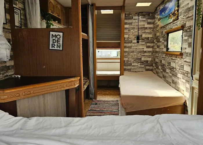 Beachfront Caravans * Черноморец