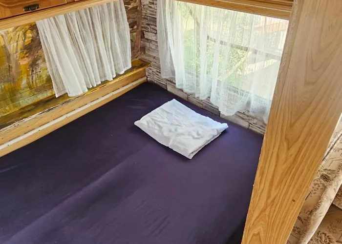 Beachfront Caravans Къмпинг